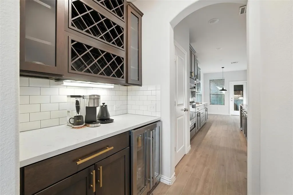2141 Olivereta Drive