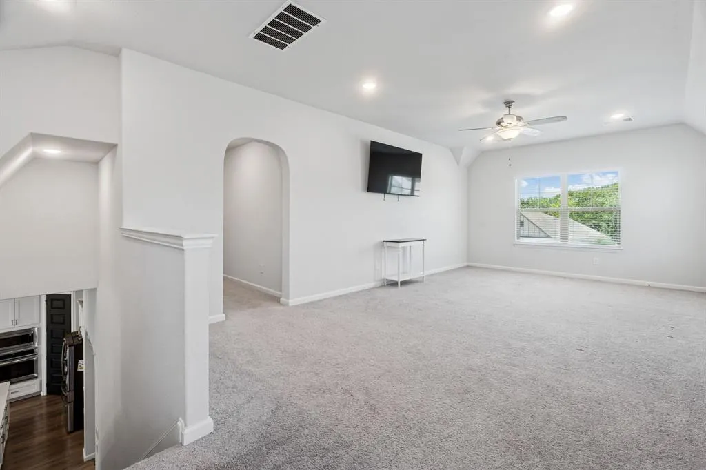 2015 Pacific Avenue