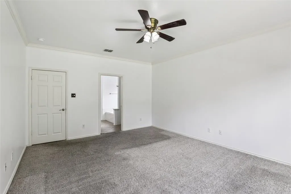 604 Maple Leaf Lane