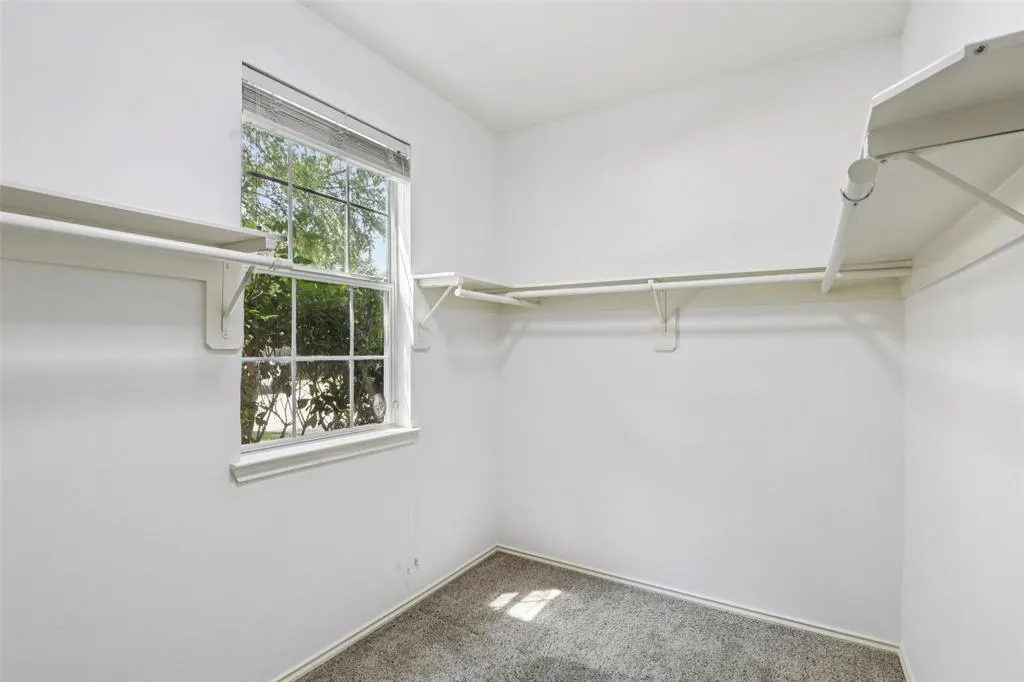 604 Maple Leaf Lane