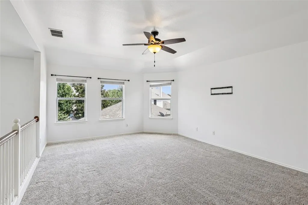 604 Maple Leaf Lane