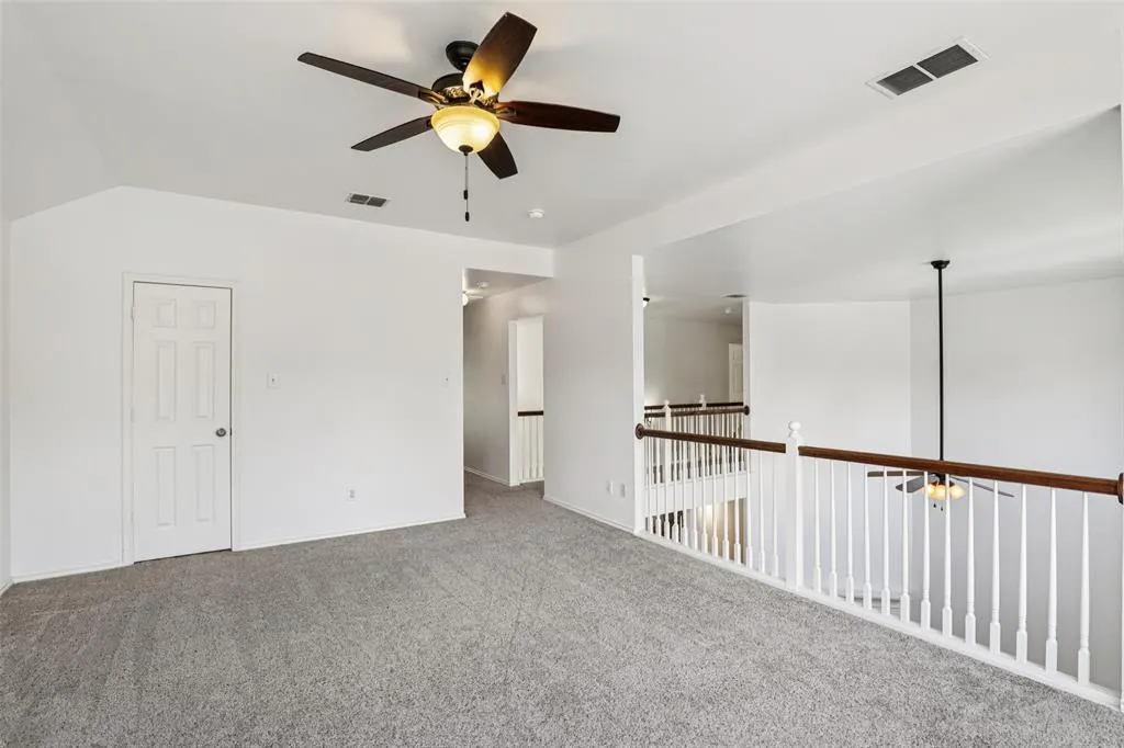 604 Maple Leaf Lane