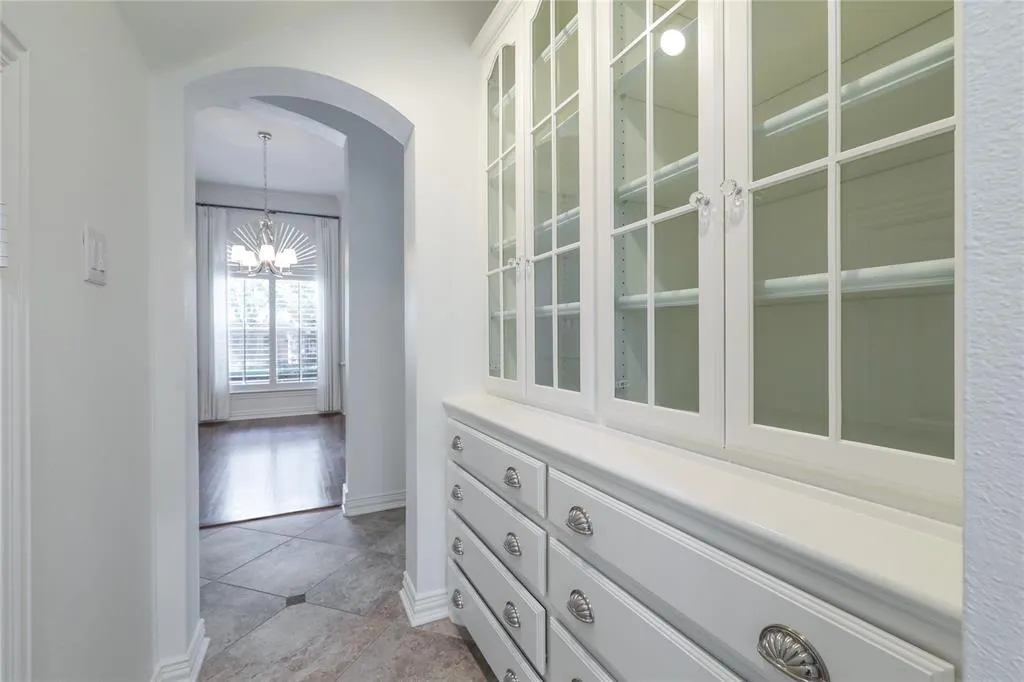 1412 Salado Drive