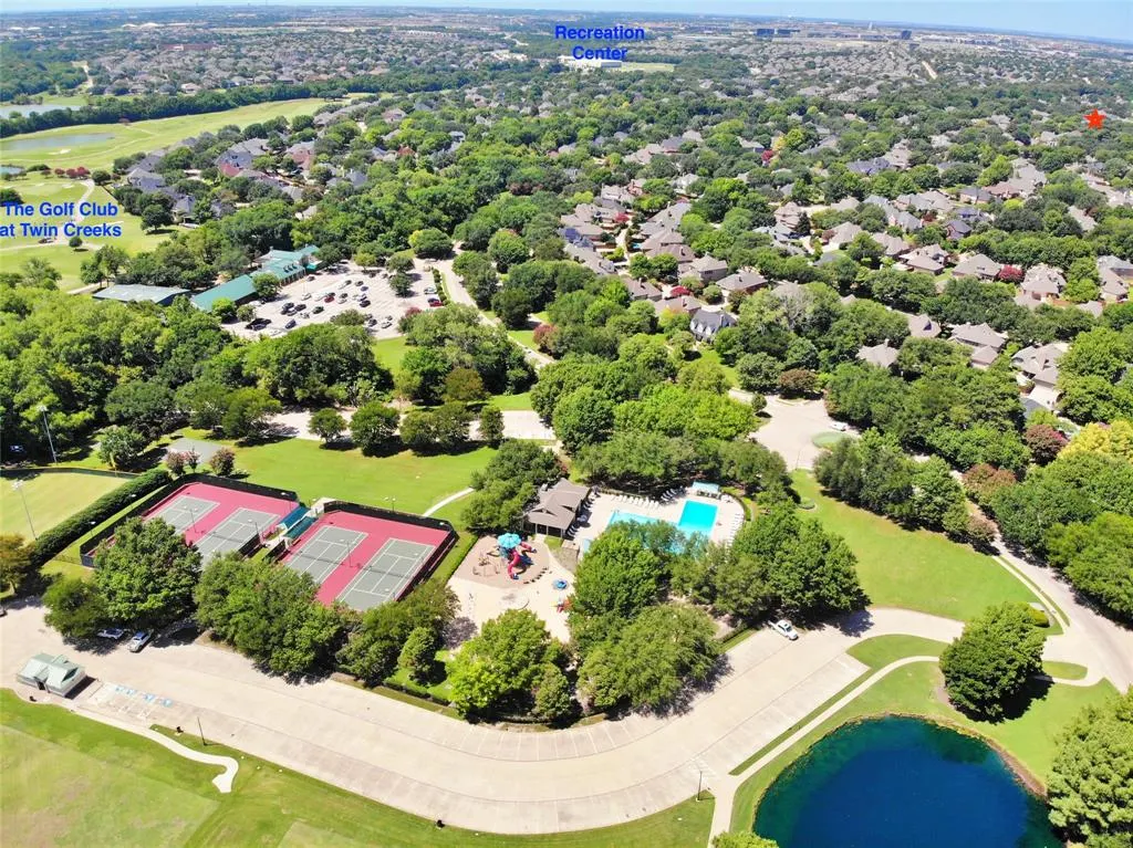 1412 Salado Drive
