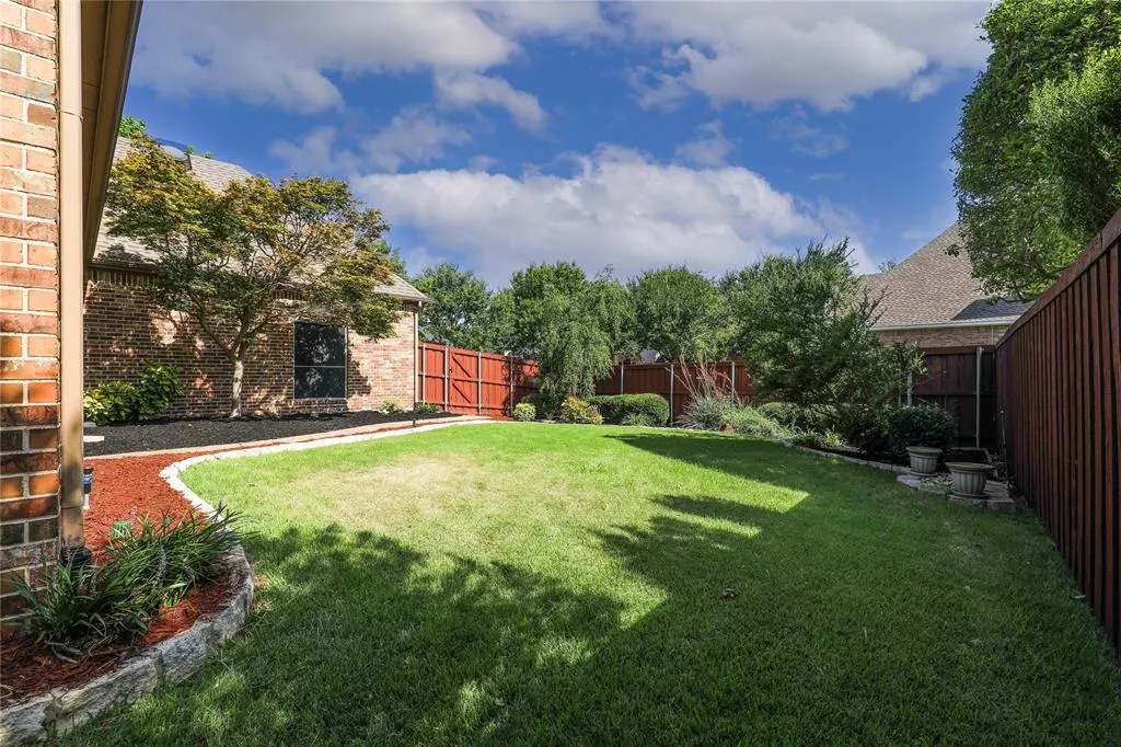1412 Salado Drive