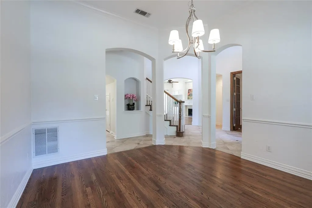1412 Salado Drive