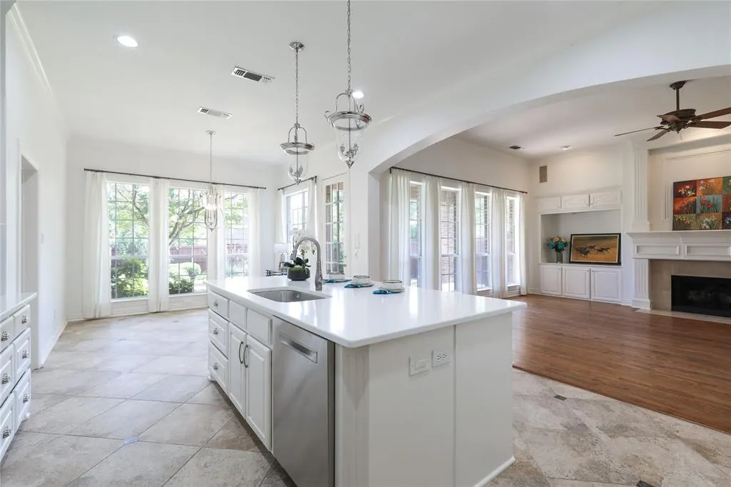 1412 Salado Drive