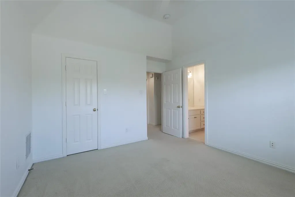 1412 Salado Drive