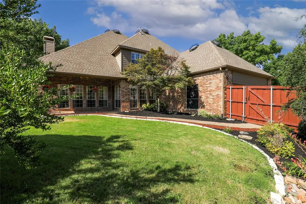 1412 Salado Drive