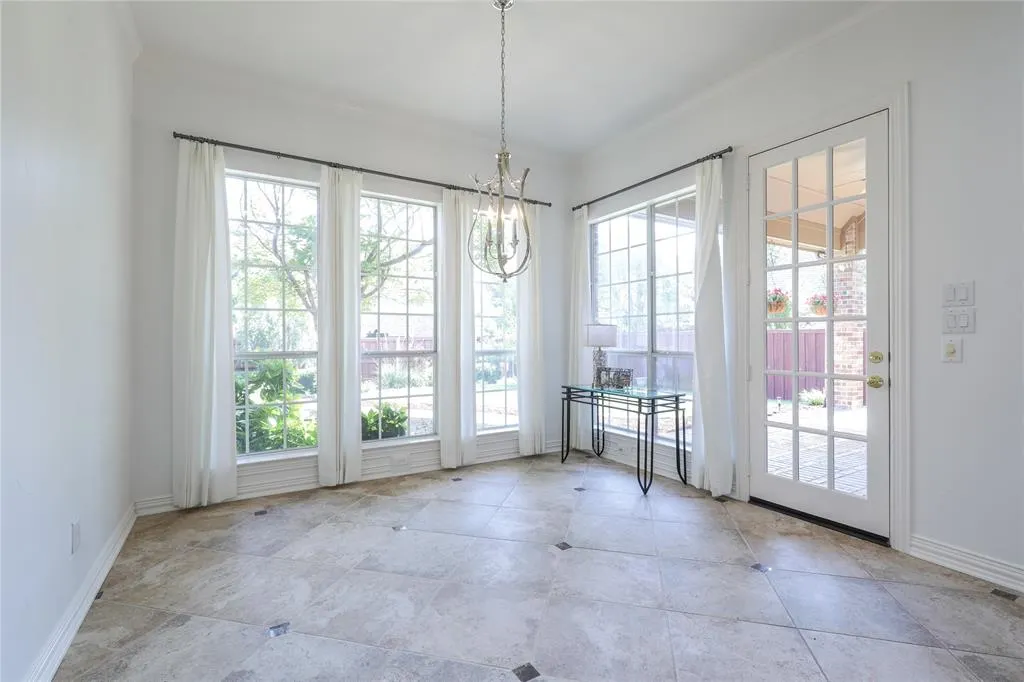1412 Salado Drive