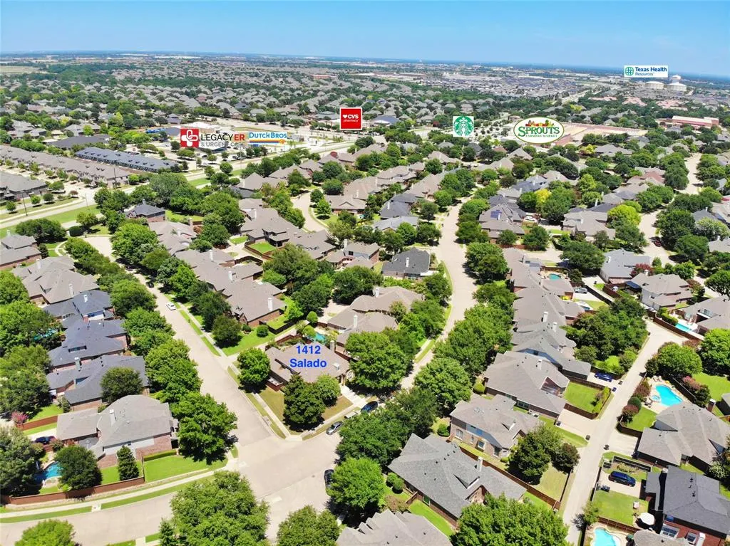 1412 Salado Drive