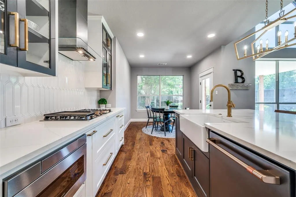 1708 Barton Springs Court