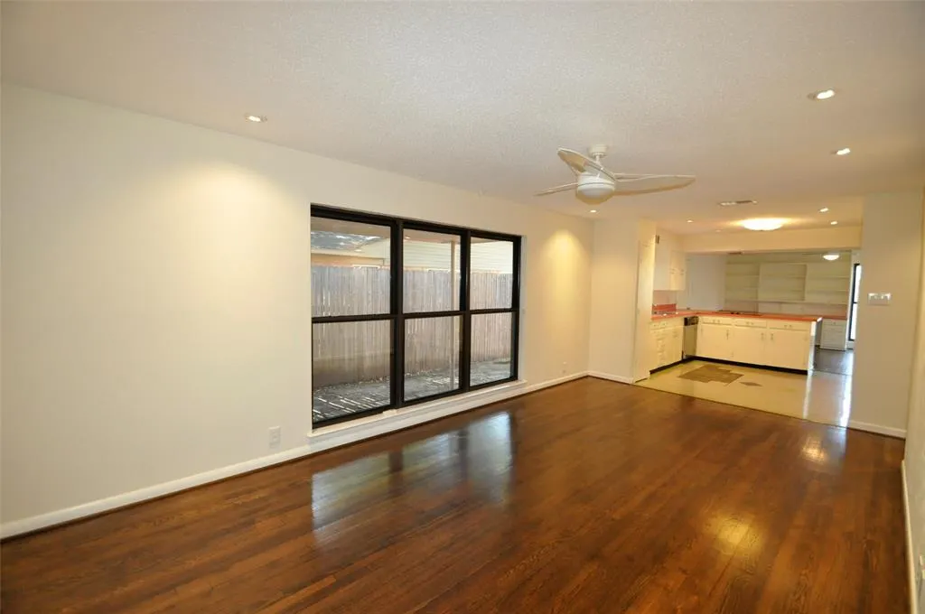 704 Ridgedale Drive