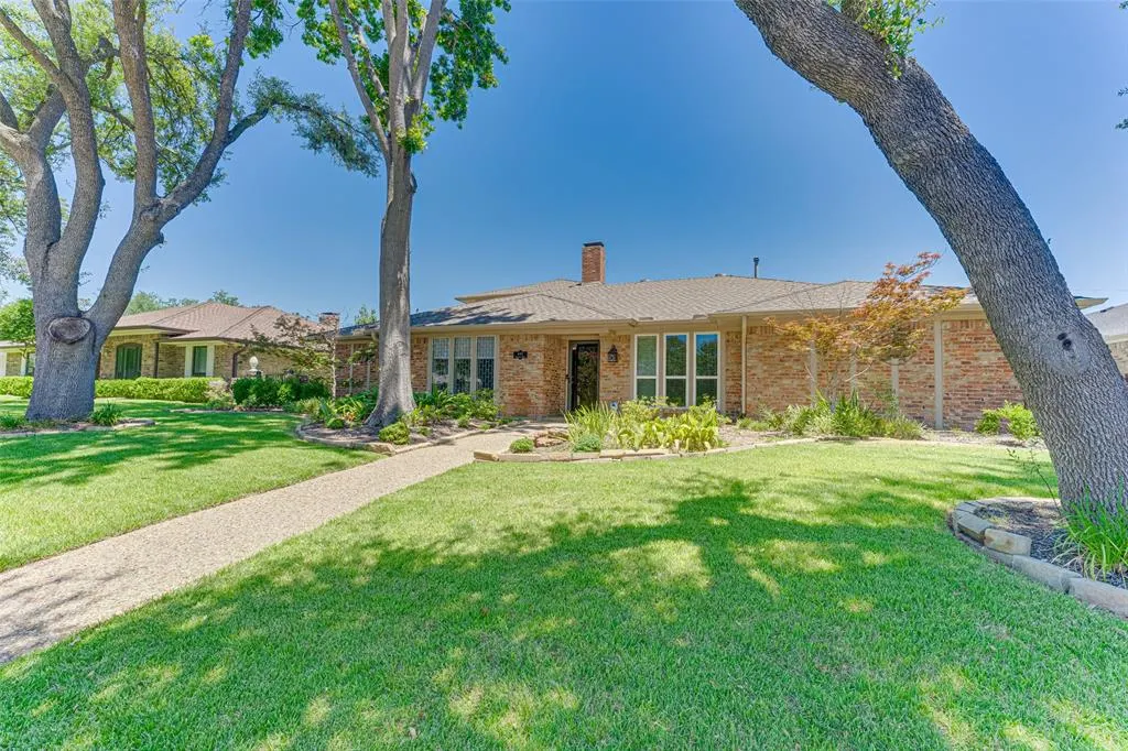 647 Sheffield Drive