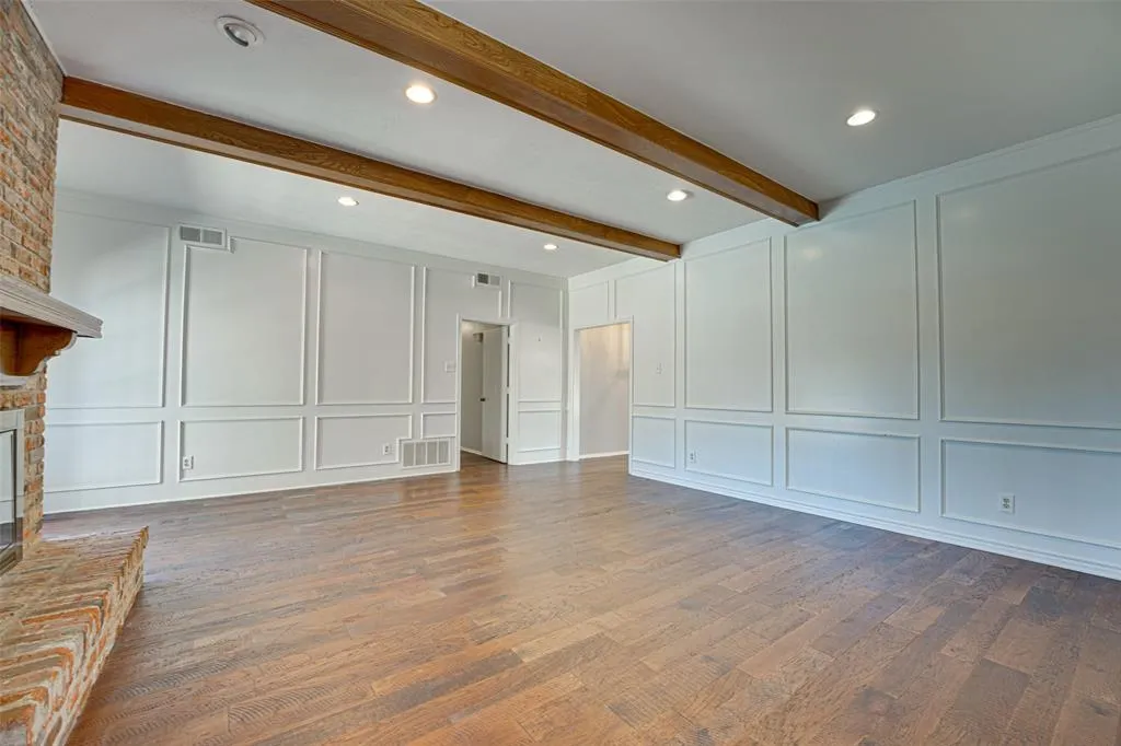 647 Sheffield Drive