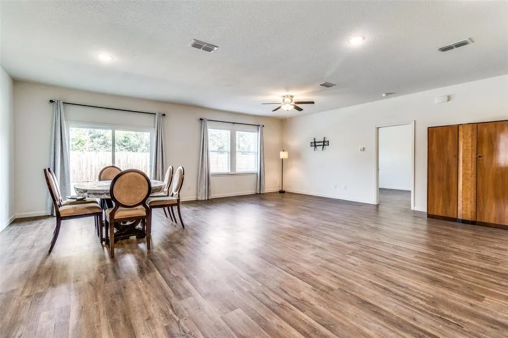 501 Indian Creek