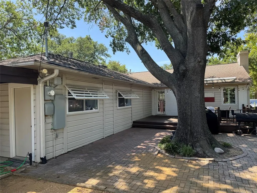 608 Westwood Drive
