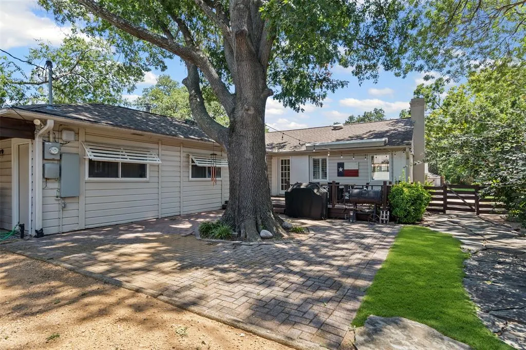 608 Westwood Drive