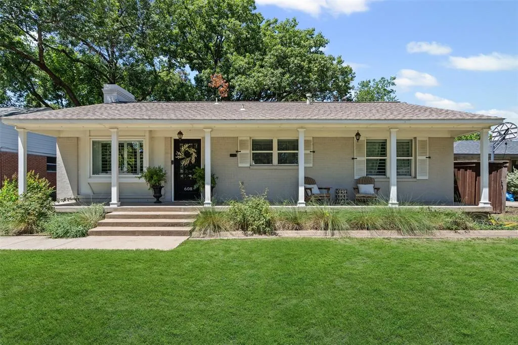 608 Westwood Drive
