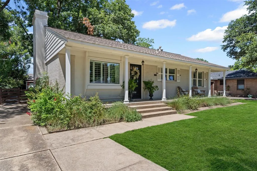 608 Westwood Drive