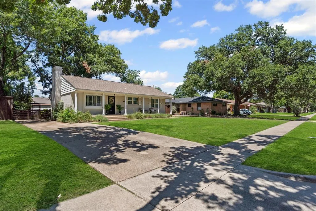 608 Westwood Drive