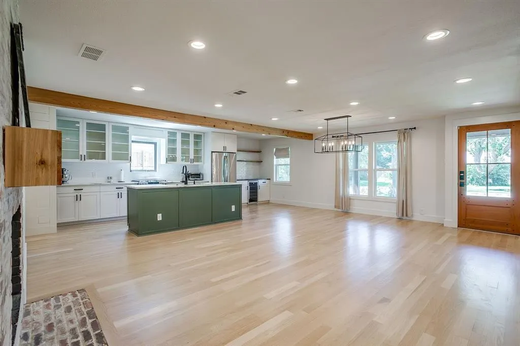 428 Summit Drive