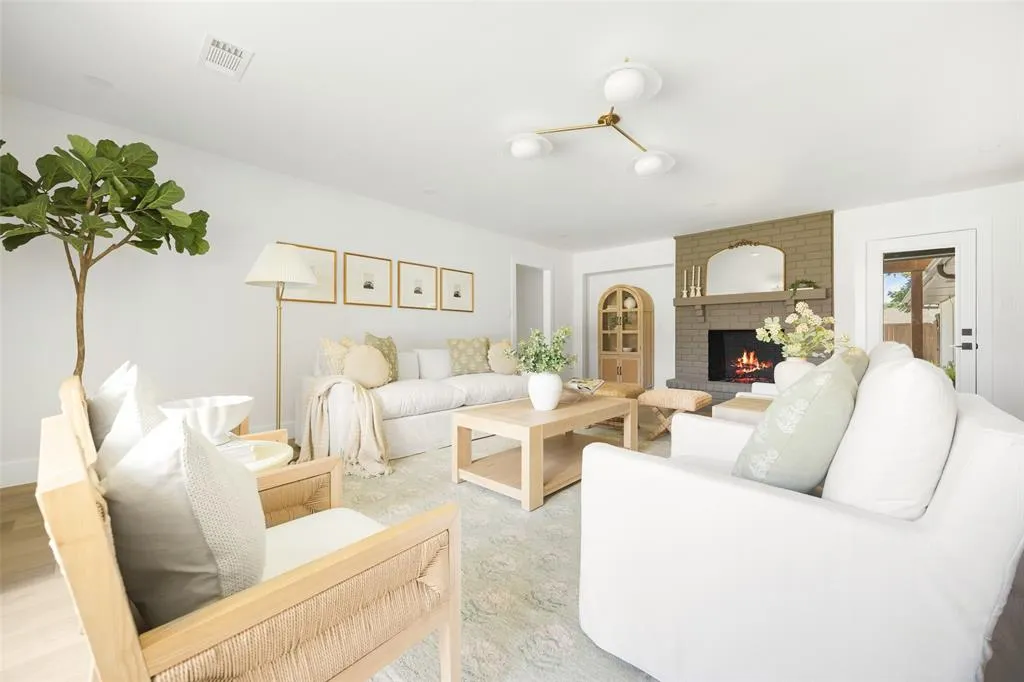 415 Forest Grove Drive