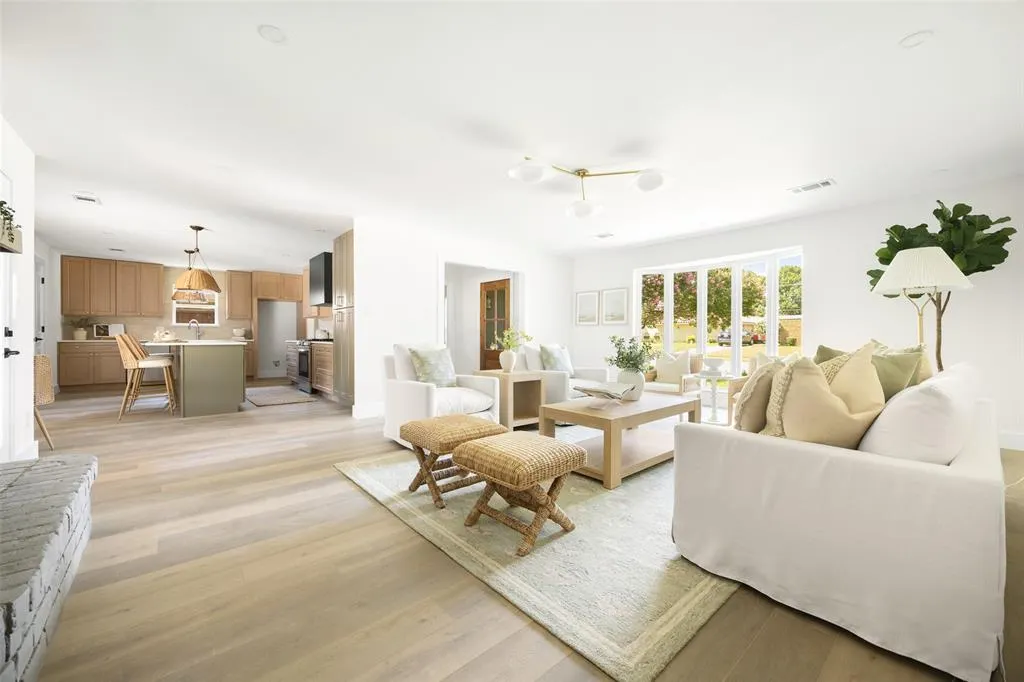415 Forest Grove Drive
