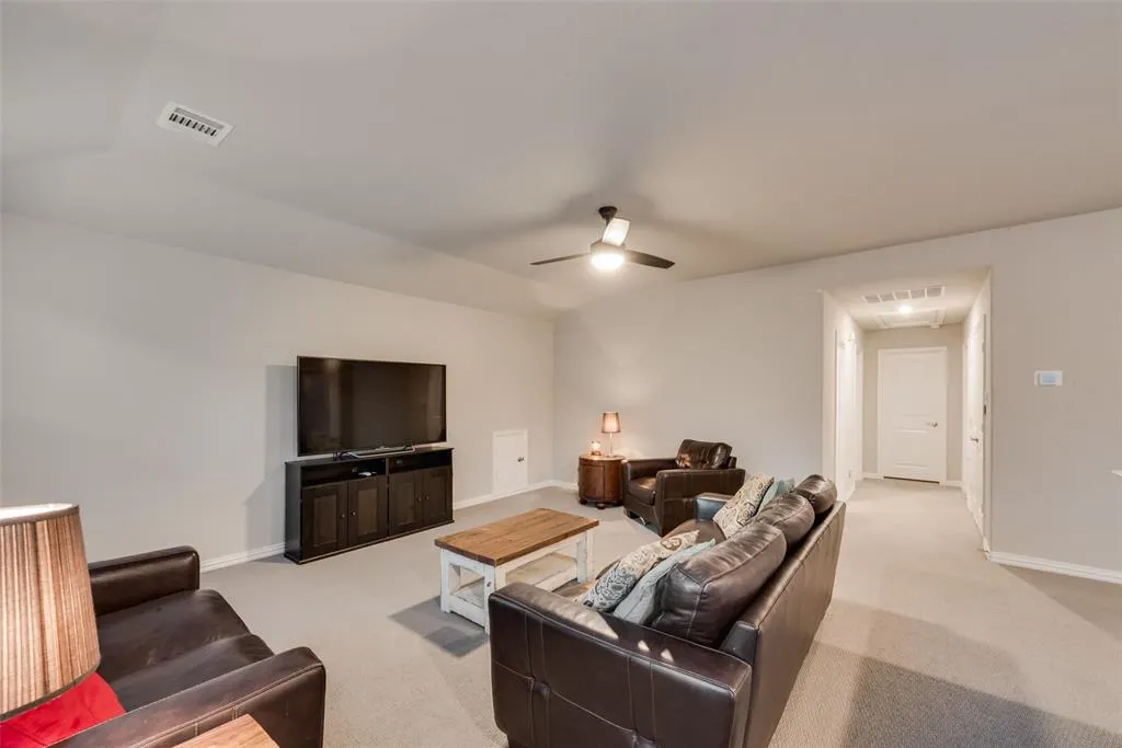 1611 Ironwood Way