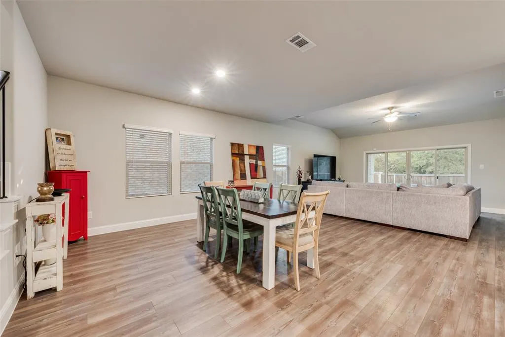 1611 Ironwood Way