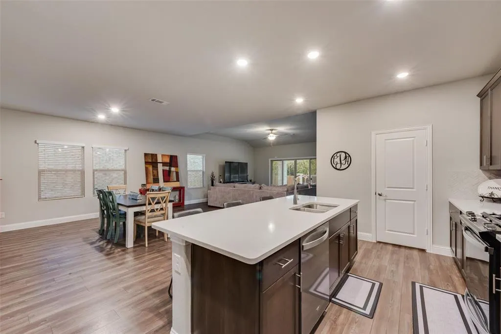 1611 Ironwood Way