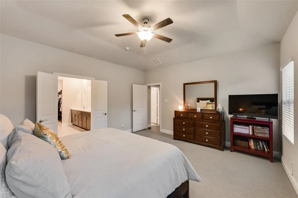1611 Ironwood Way
