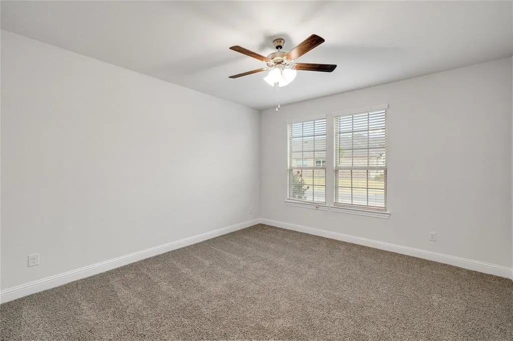1212 Sagefield Way