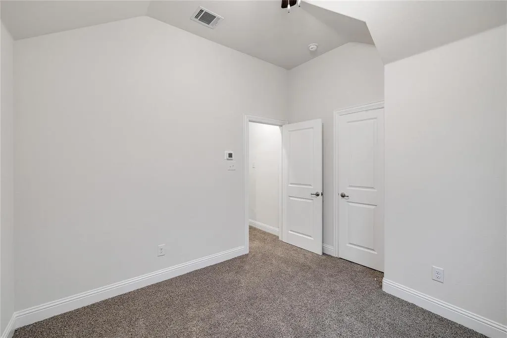 1212 Sagefield Way