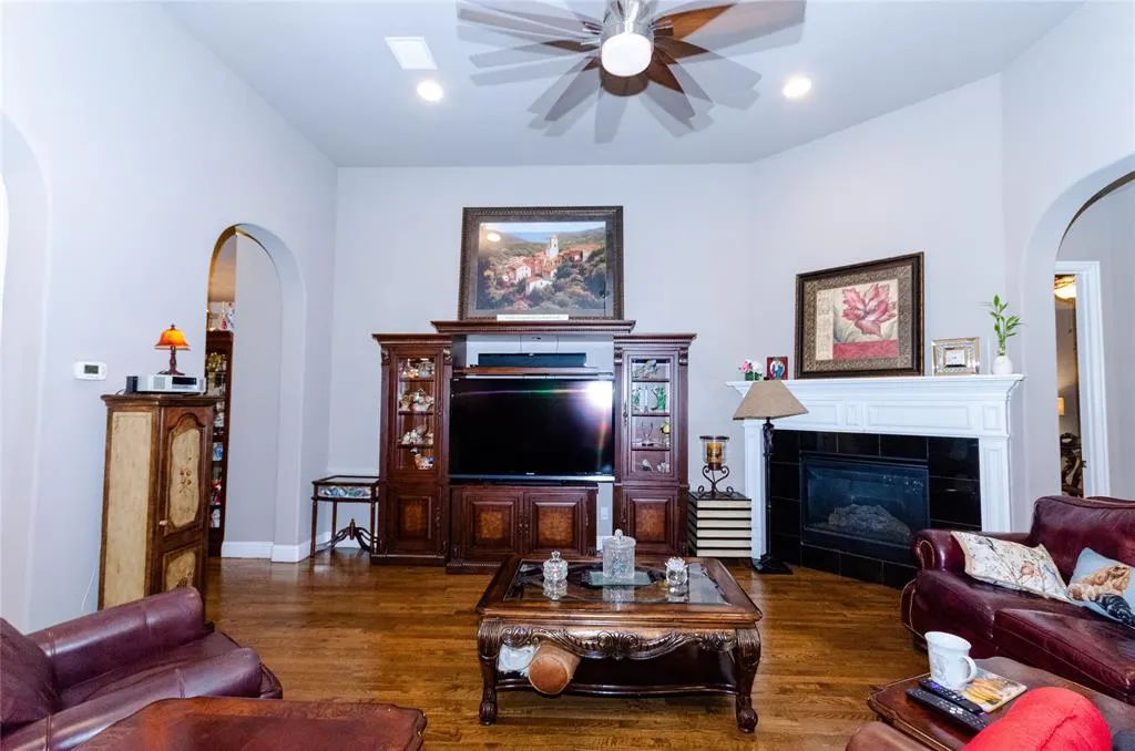 1863 Audubon Pond Way