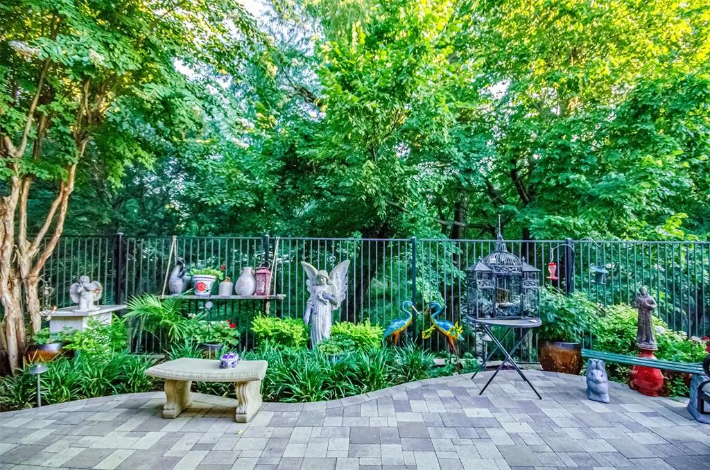 1863 Audubon Pond Way