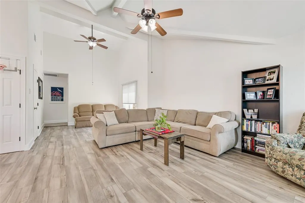 3 Crockett Court