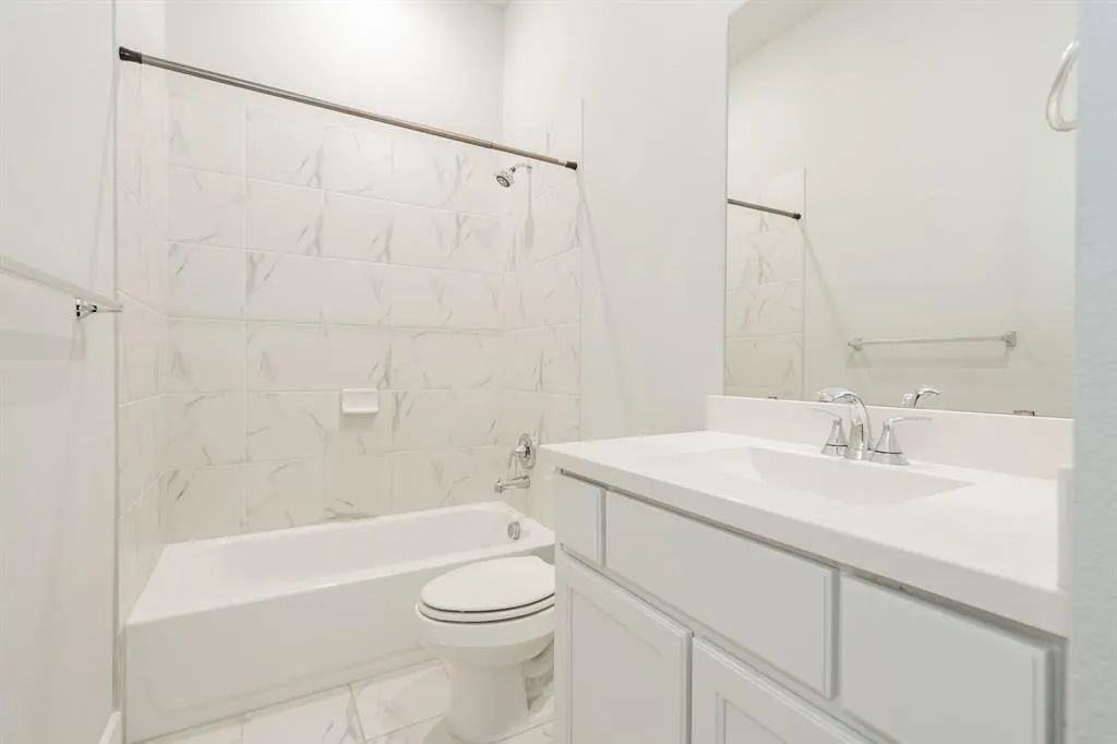 1810 Rhea Court