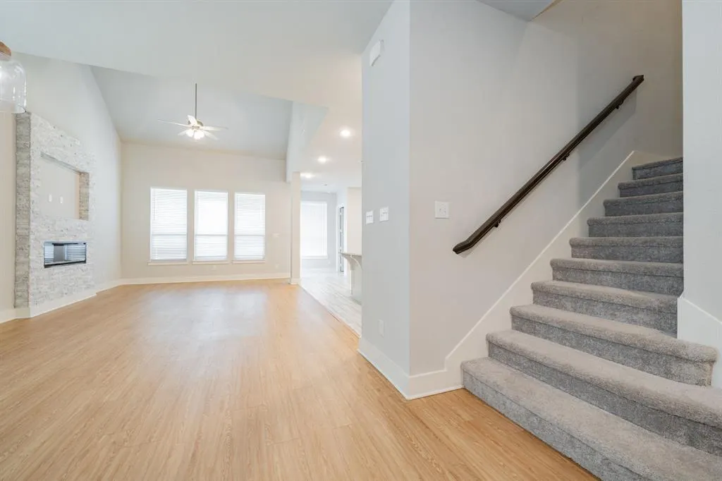 1810 Rhea Court