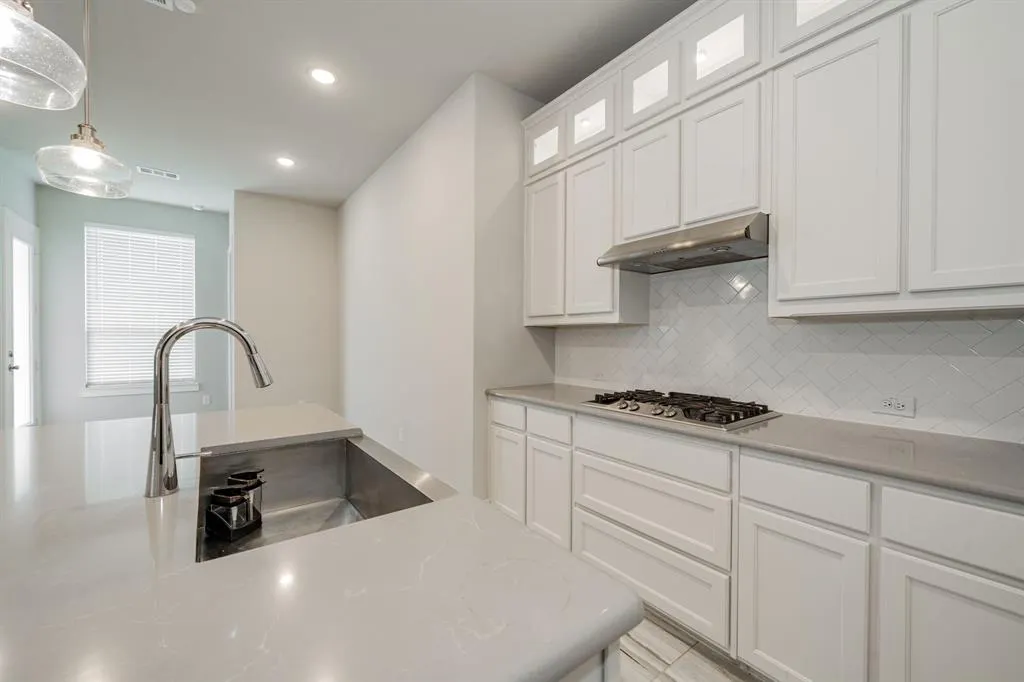 1810 Rhea Court