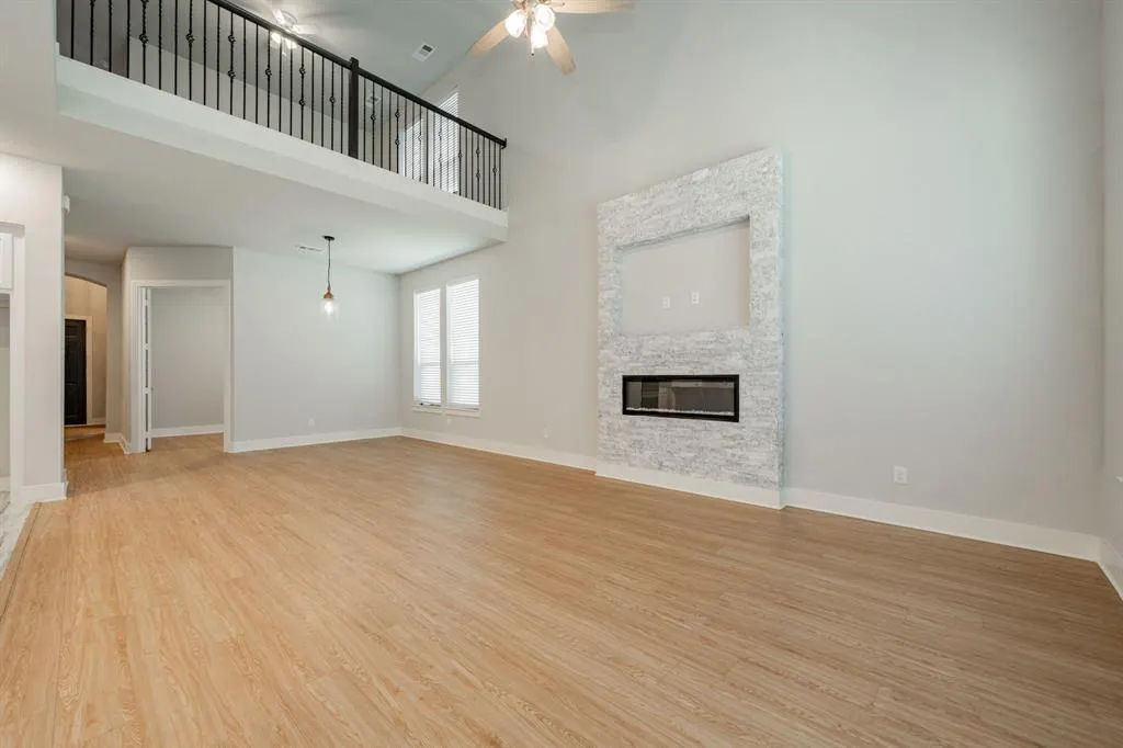 1810 Rhea Court