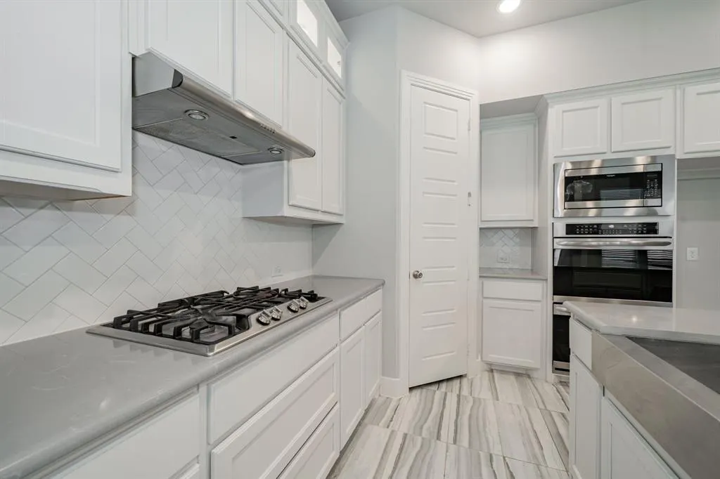 1810 Rhea Court