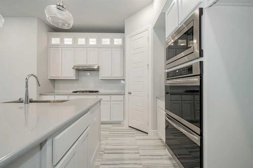 1810 Rhea Court