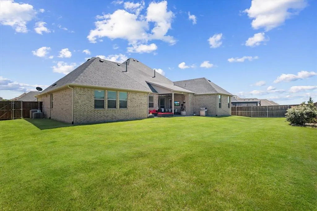 621 Sunbury Lane