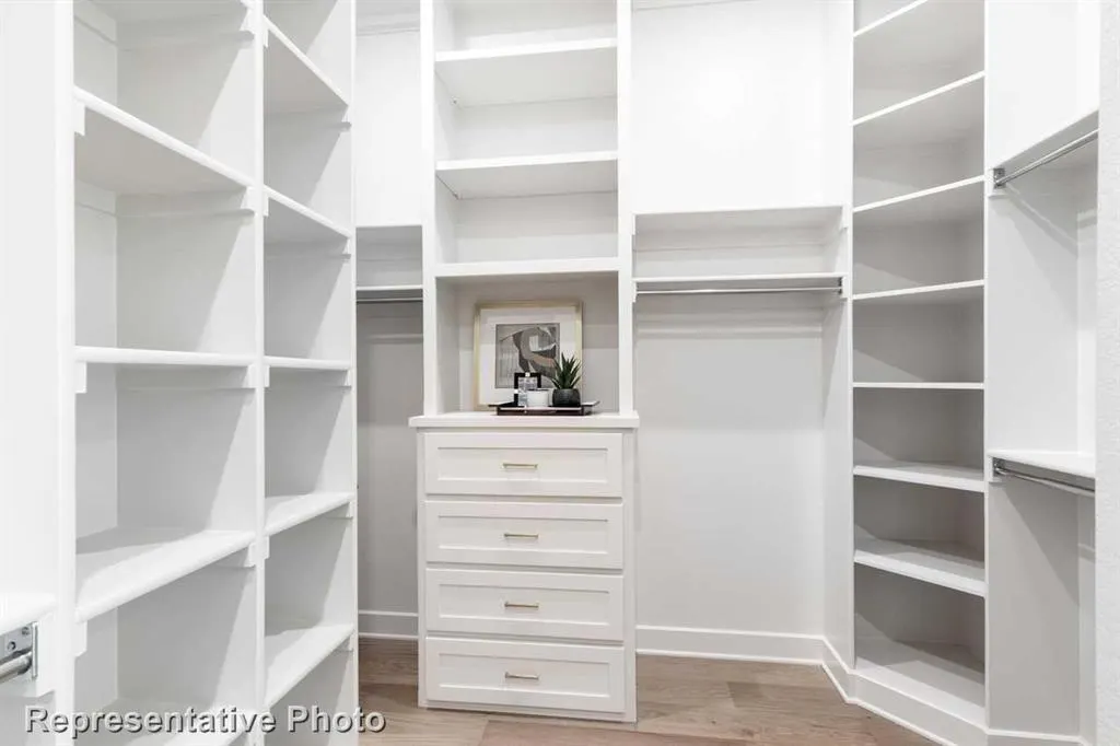 1409 Hydrangea Court