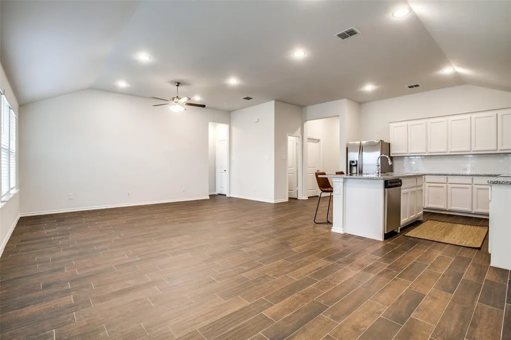 3806 Dogwood Road