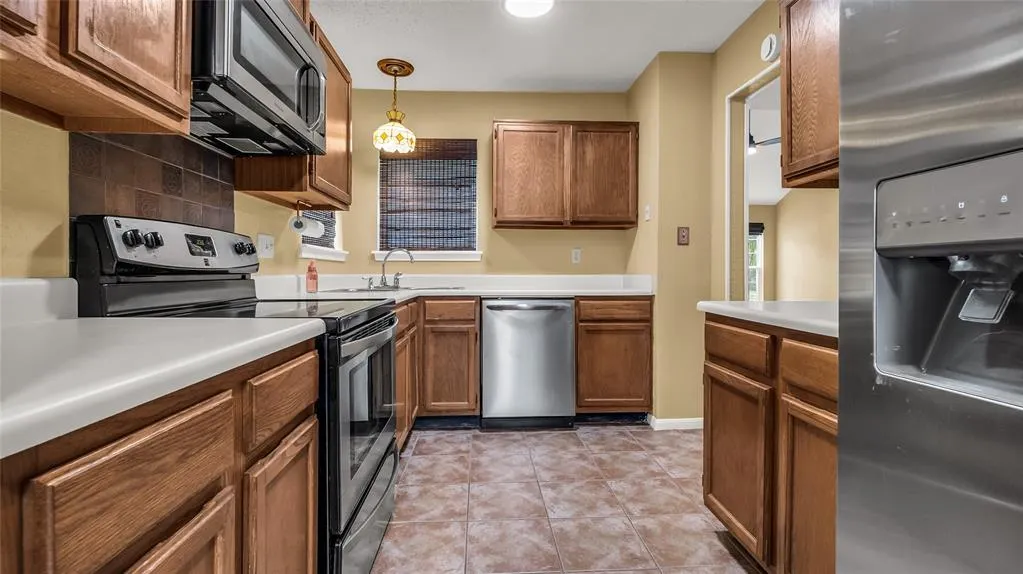 1407 Broadmoor Drive