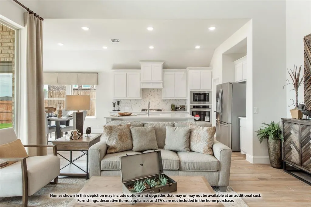 1108 Edgemire Lane