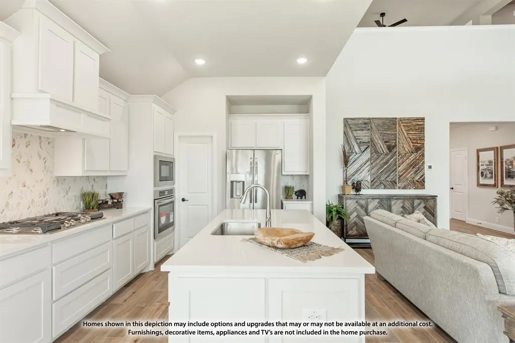 1108 Edgemire Lane