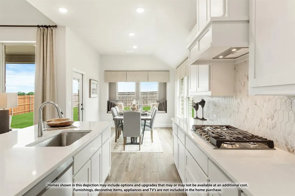 1108 Edgemire Lane